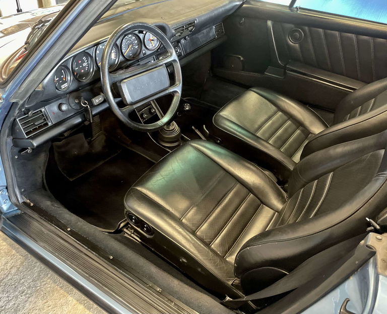 Porsche 911 Carrera 3.2