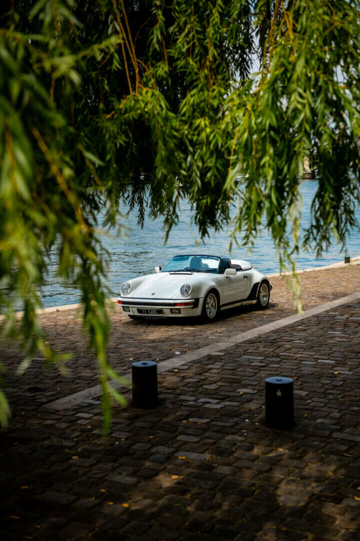 Porsche 911 Carrera 3.2 Speedster (US)