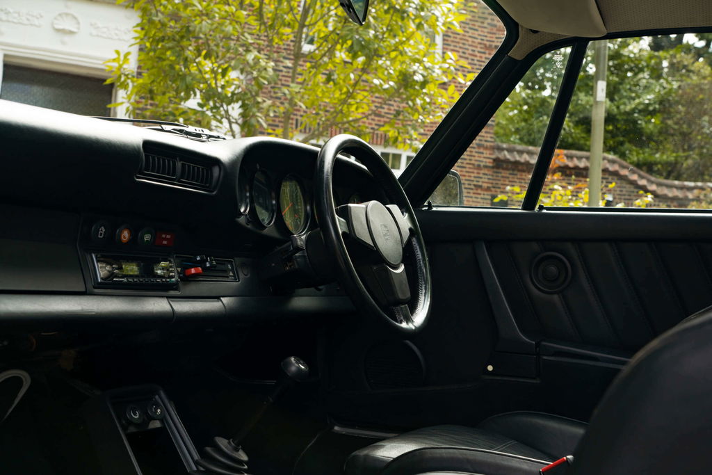 Porsche 911 Turbo 3.3