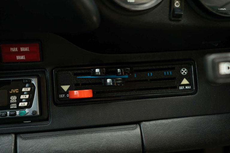 Porsche 911 Turbo 3.3