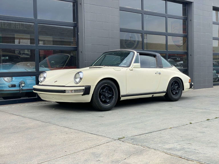 Porsche 911 S 