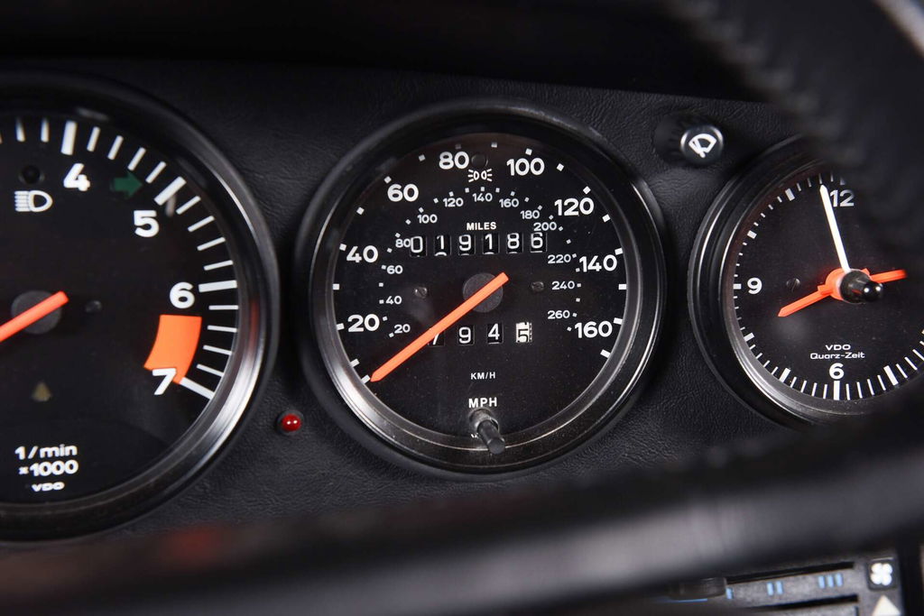 Porsche 911 Carrera 3.2 WTL