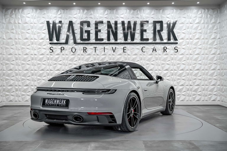 Porsche 992 Targa 4 GTS