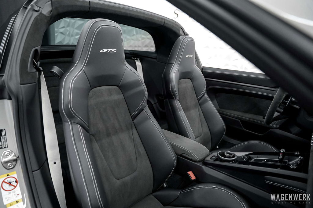 Porsche 992 Targa 4 GTS