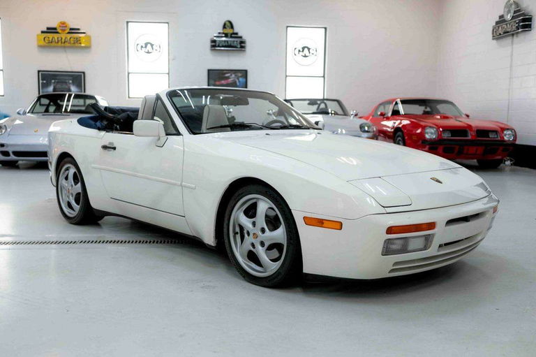Porsche 944 S2 Cabriolet