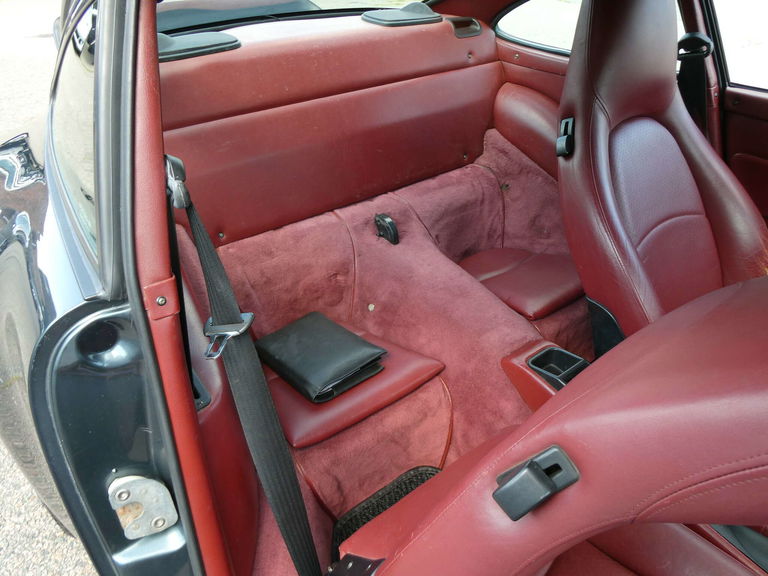 Porsche 993 Carrera 4