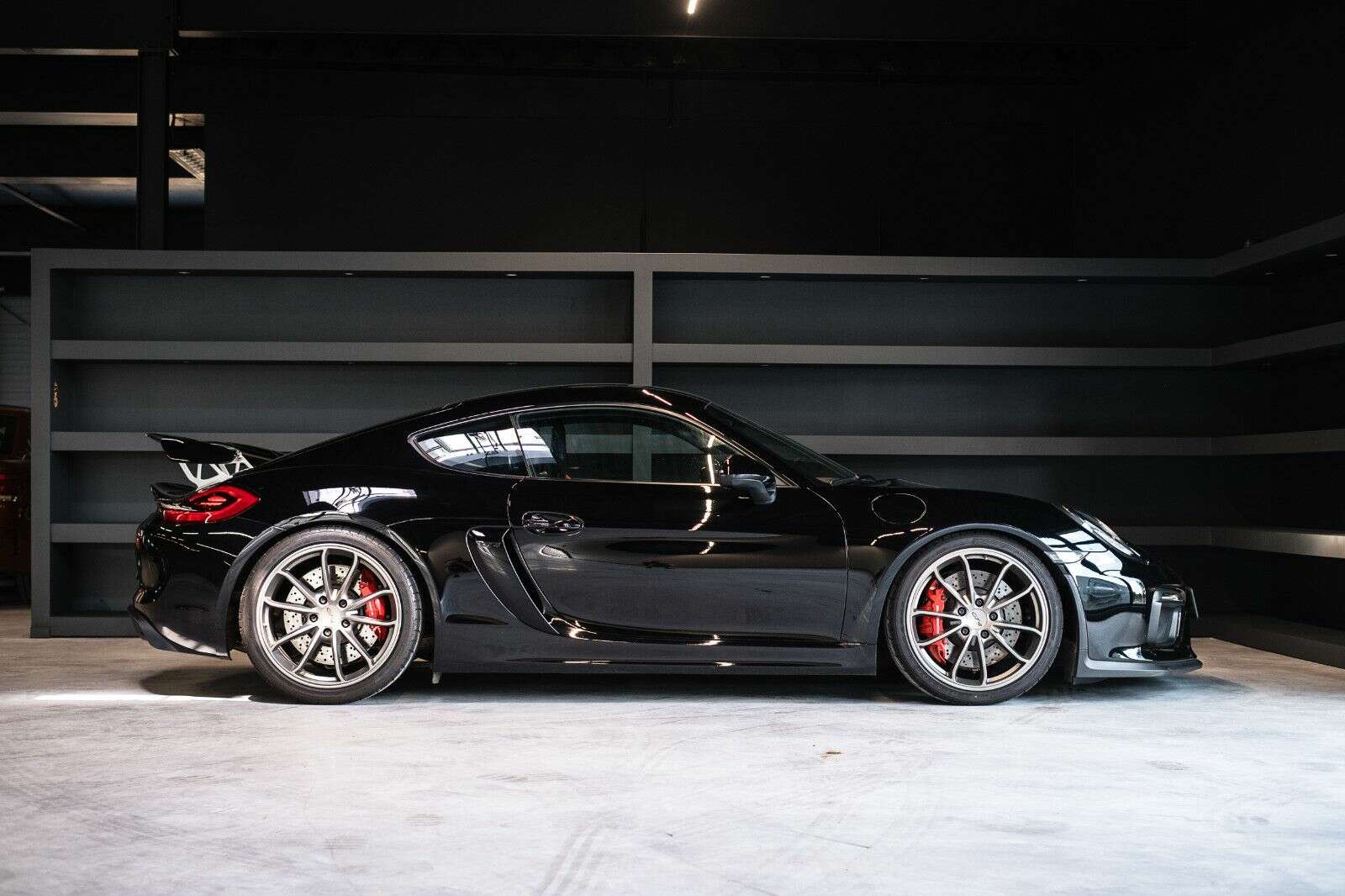 Porsche 981 Cayman GT4