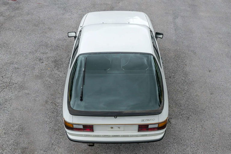 Porsche 924
