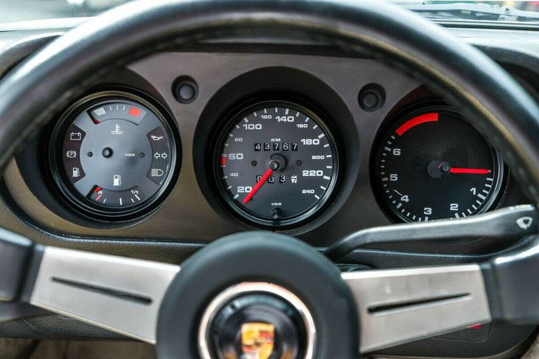 Porsche 924