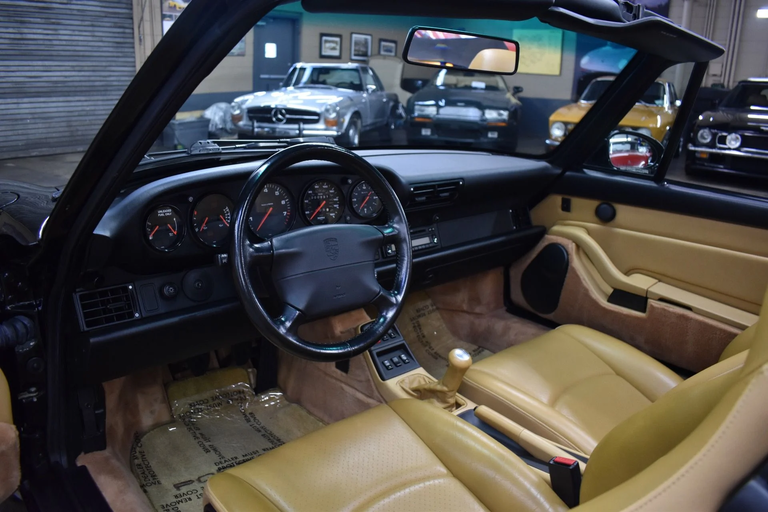 Porsche 993 Carrera 4