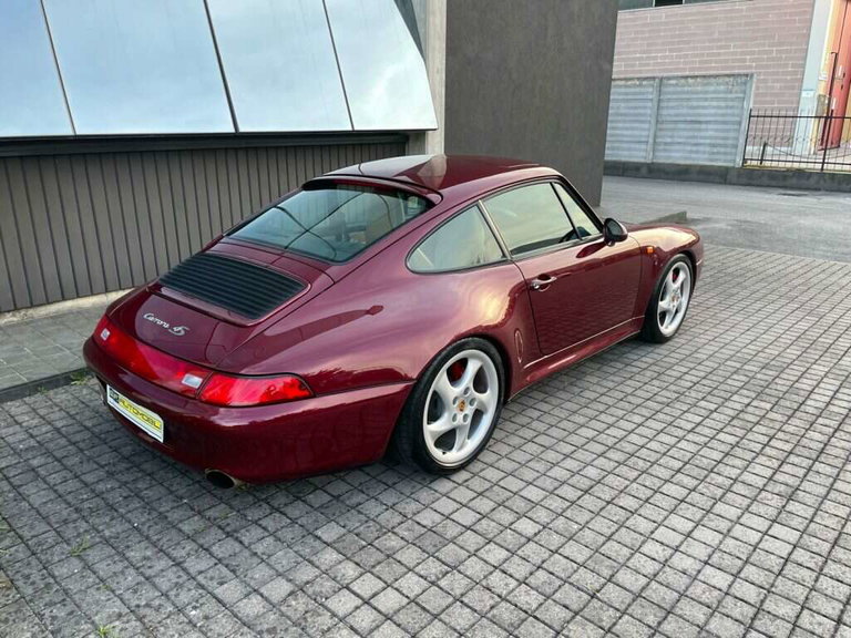 Porsche 993 Carrera 4S