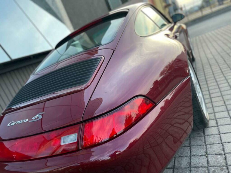 Porsche 993 Carrera 4S