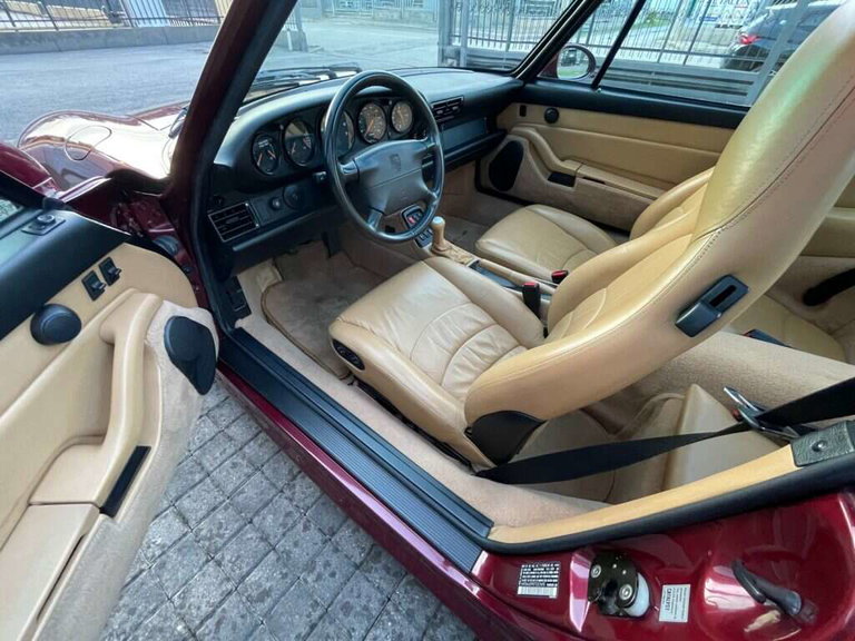 Porsche 993 Carrera 4S