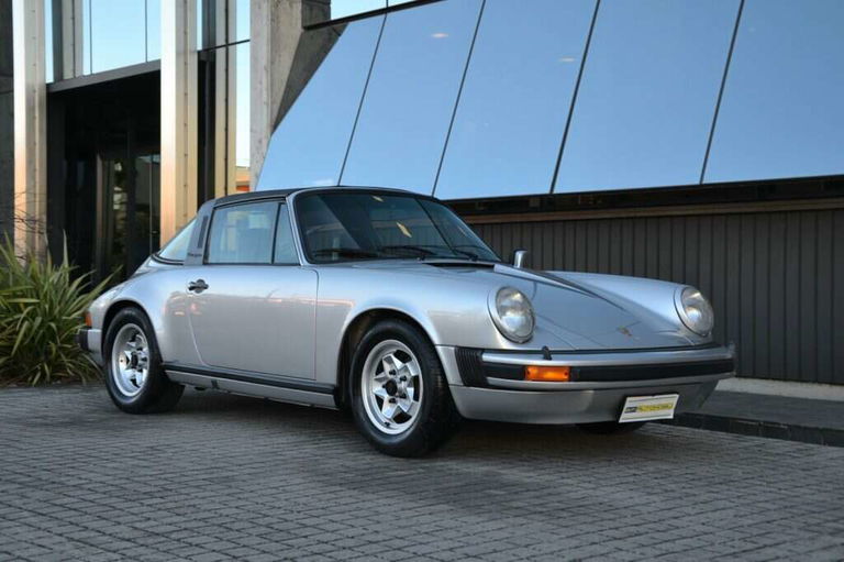 Porsche 911 Carrera 3,0