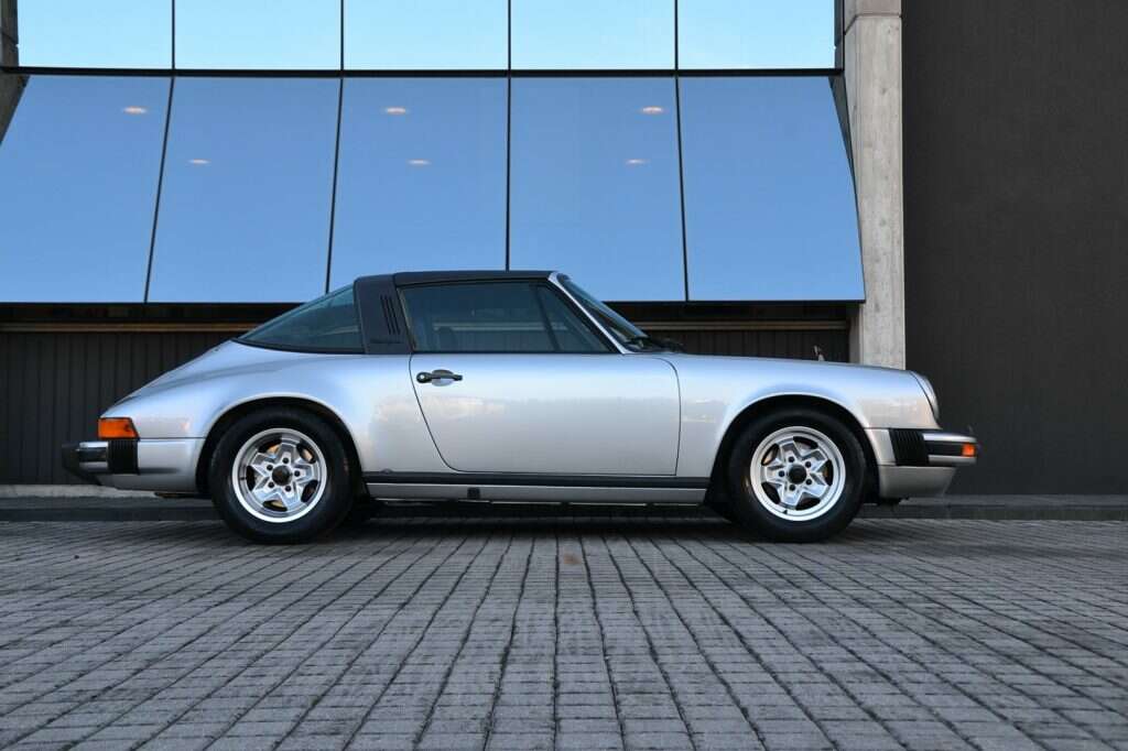 Porsche 911 Carrera 3,0