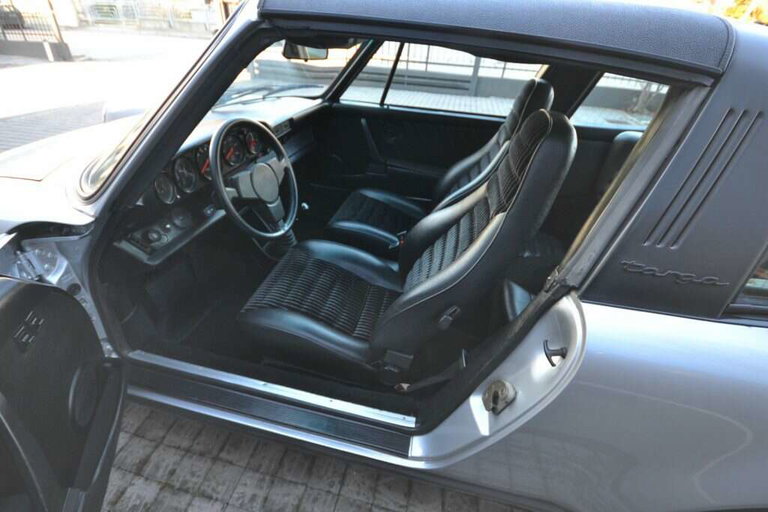 Porsche 911 Carrera 3,0
