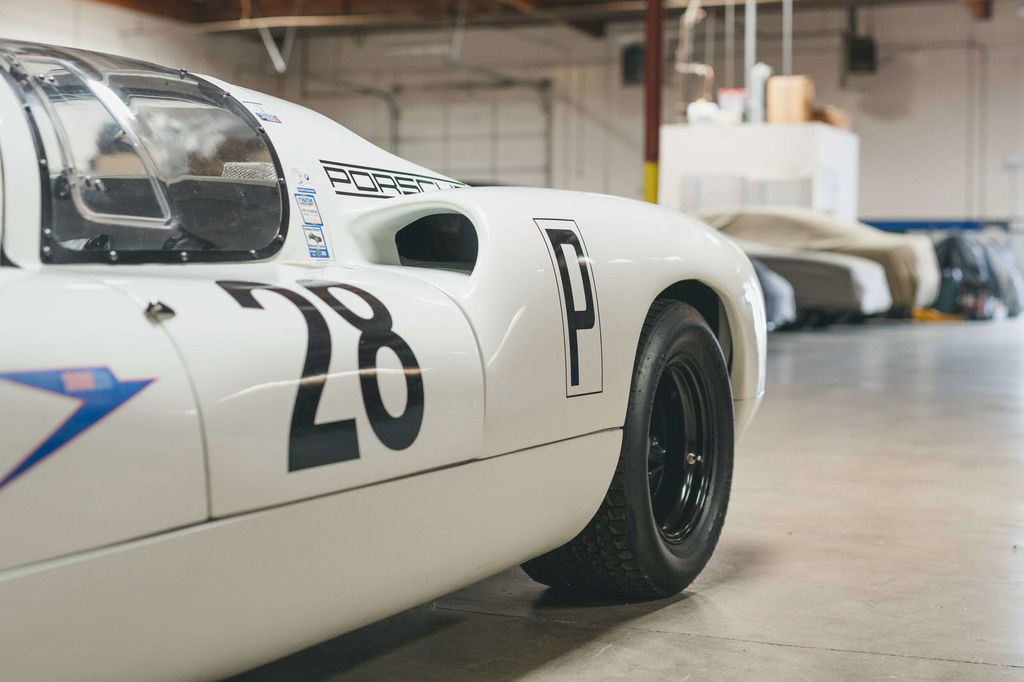 Porsche 910