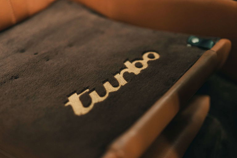 Porsche 911 Turbo 3.3 (US)