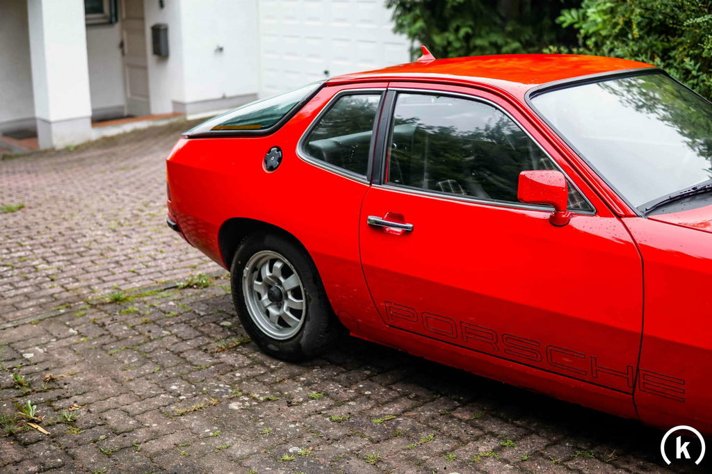 Porsche 924