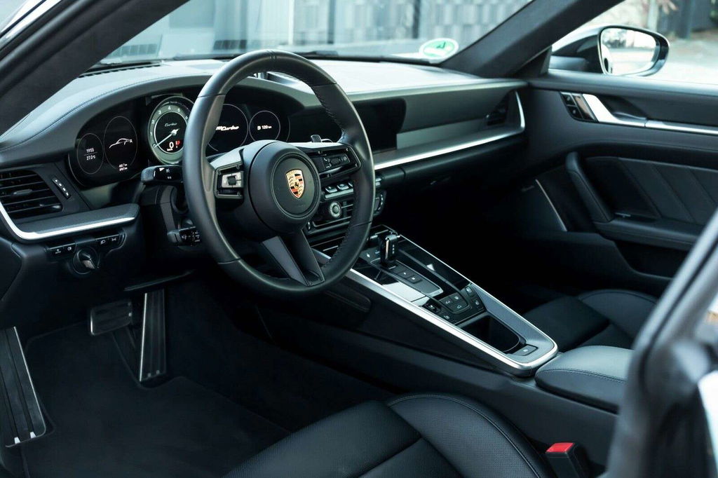 Porsche 992 Turbo