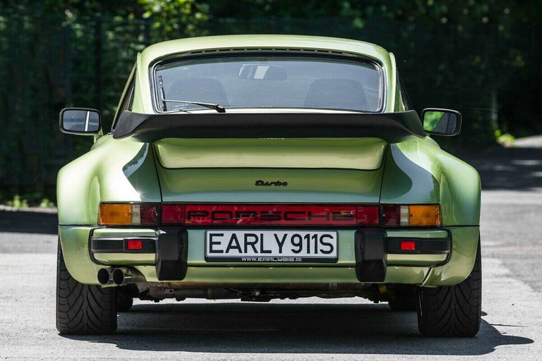 Porsche 911 Turbo 3.3