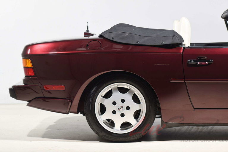 Porsche 944 S2 Cabriolet