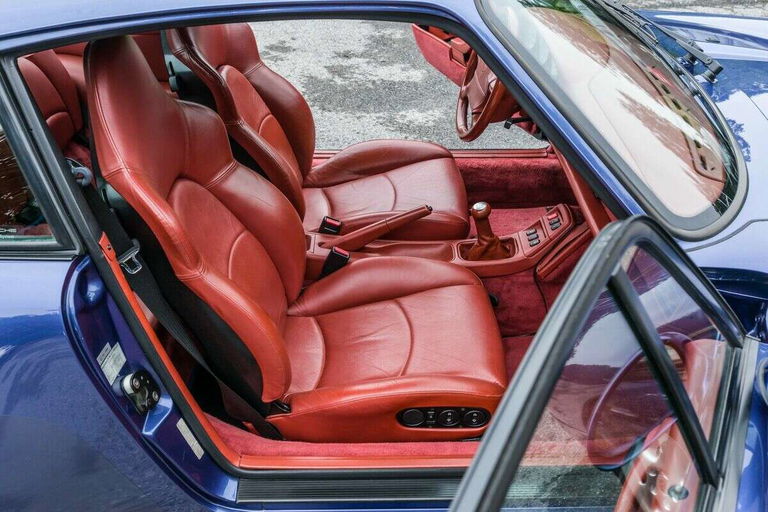 Porsche 993 Carrera 4S