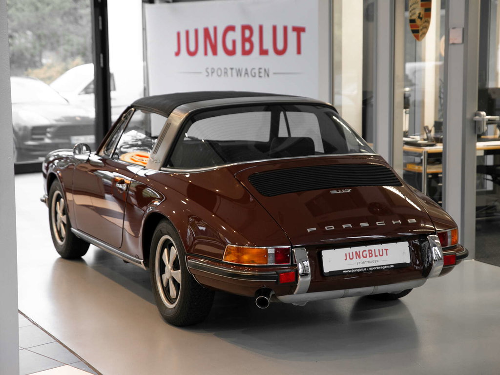 Porsche 911 T