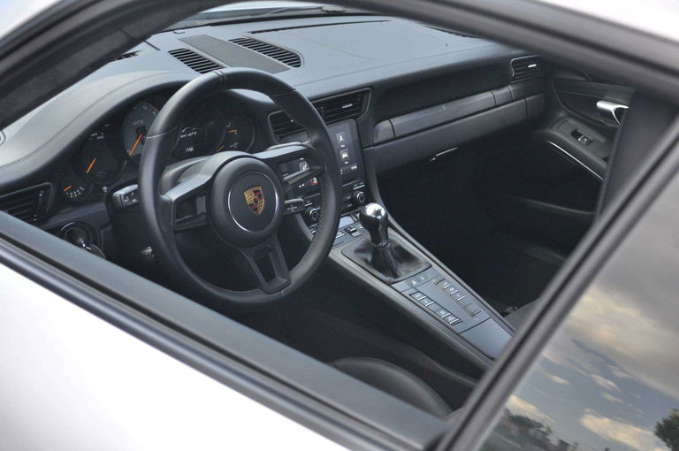 Porsche 991 GT3 Touring