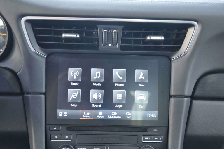 Porsche 991 GT3 Touring