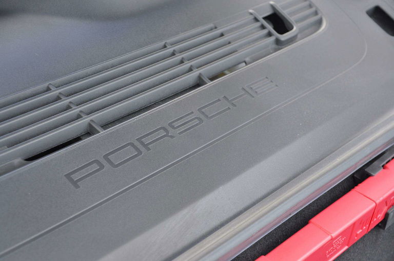 Porsche 991 GT3 Touring