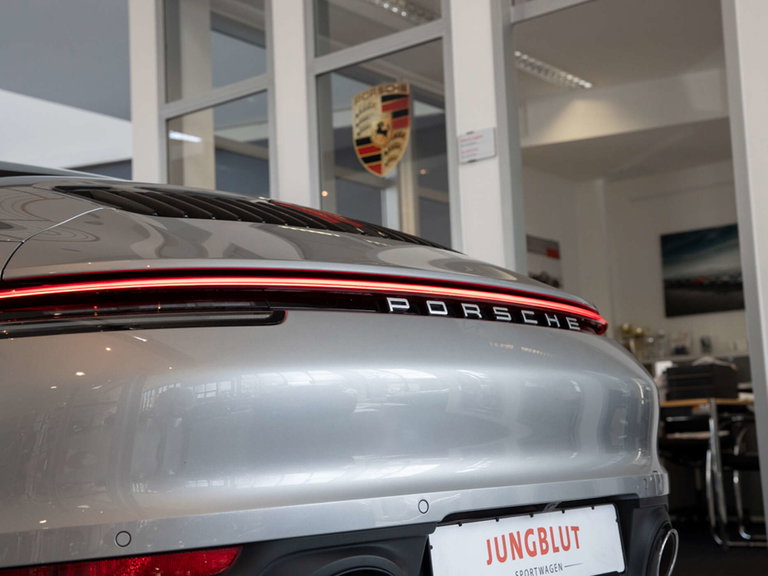 Porsche 992 Carrera S