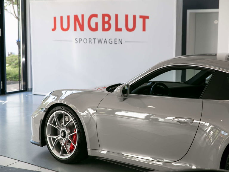 Porsche 992 GT3 Touring