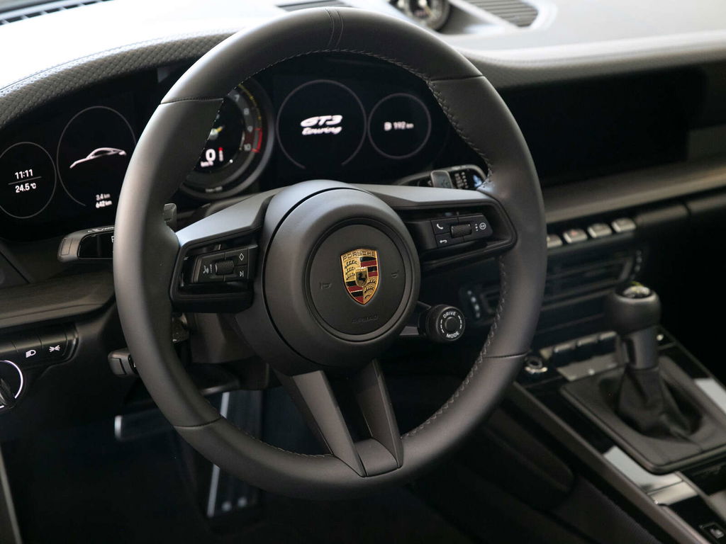 Porsche 992 GT3 Touring