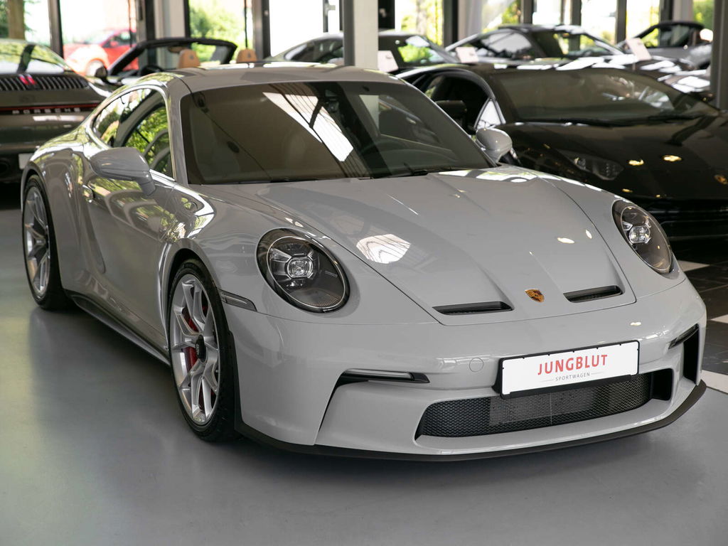 Porsche 992 GT3 Touring