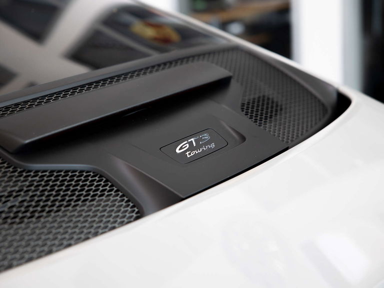 Porsche 992 GT3 Touring