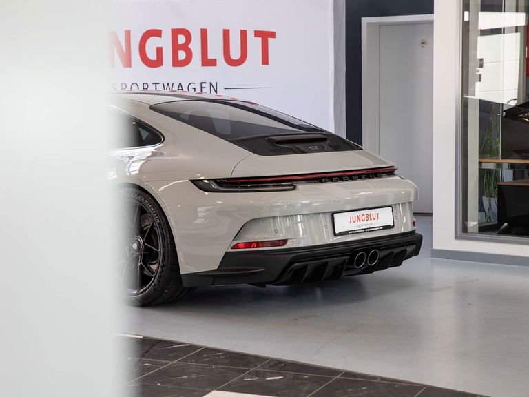 Porsche 992 GT3 Touring