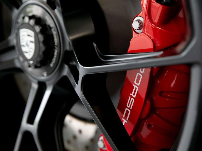 Porsche 992 GT3 Touring