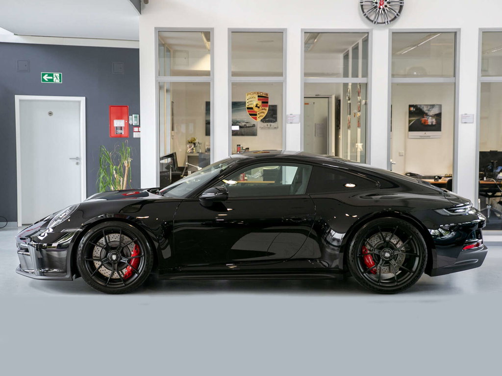 Porsche 992 GT3 Touring