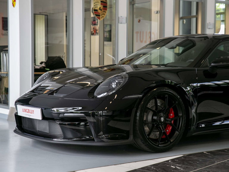 Porsche 992 GT3 Touring