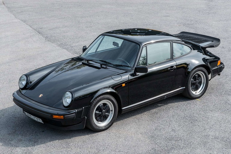 Porsche 911 Carrera 3.2 Clubsport