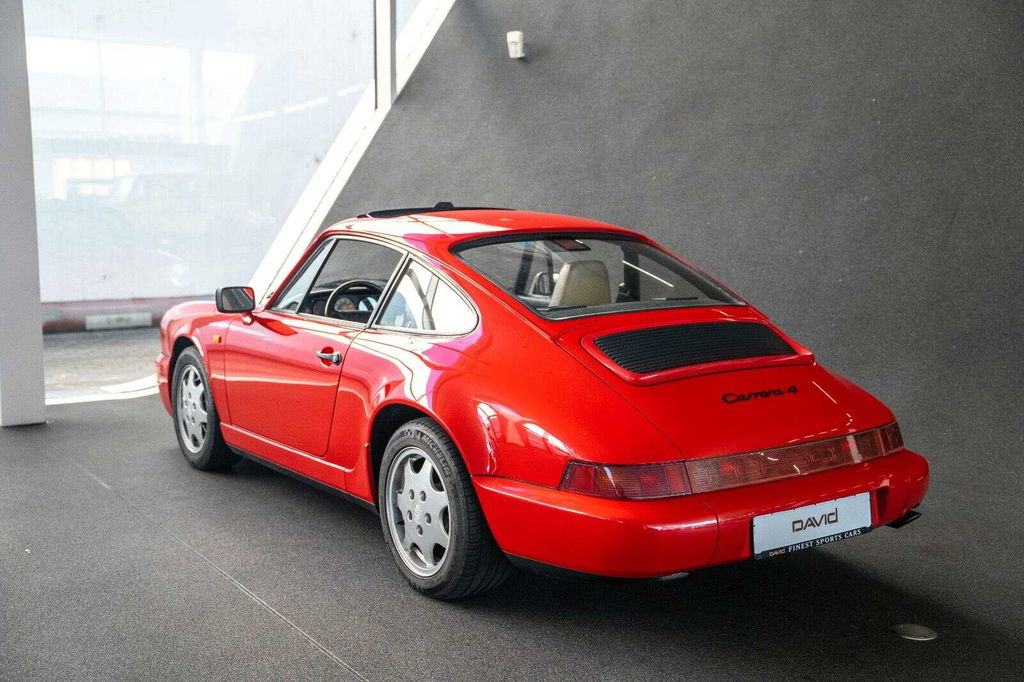 Porsche 964 Carrera 4