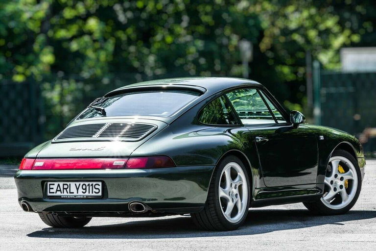 Porsche 993 Carrera 4S