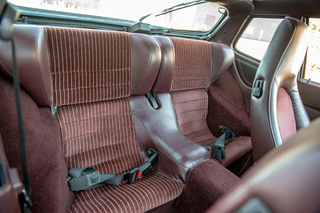 Porsche 944 S2 Coupé