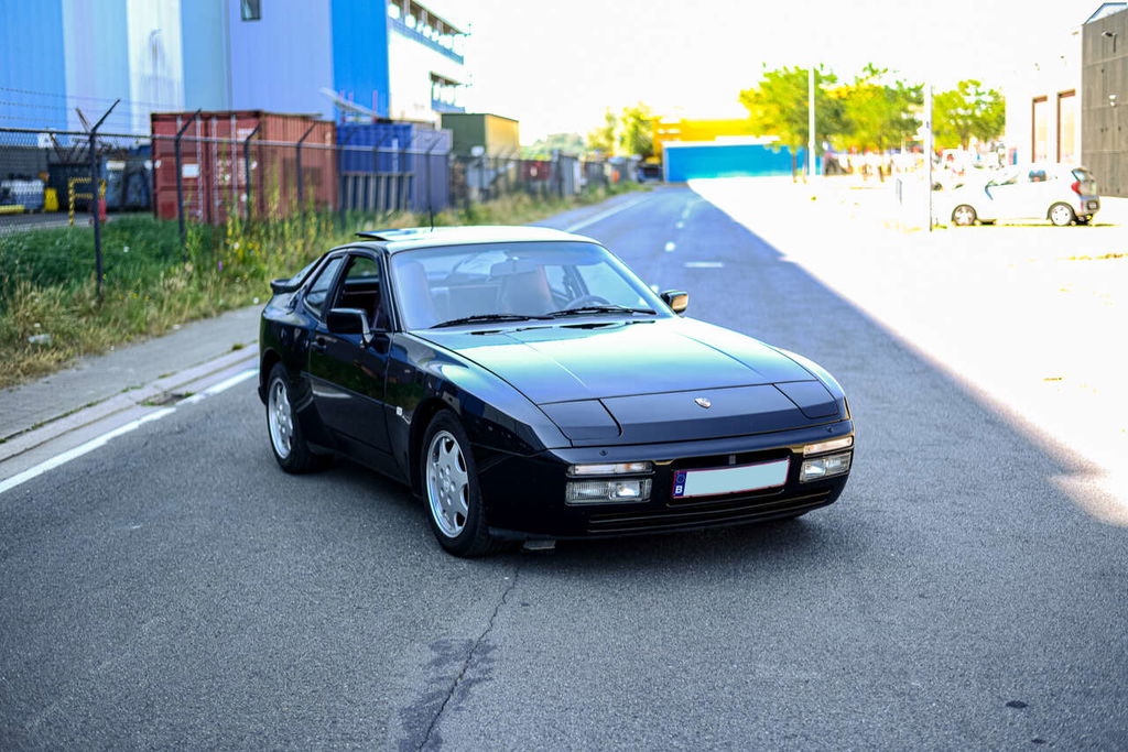 Porsche 944 S2 Coupé