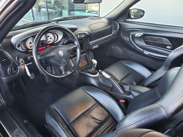 Porsche 996 Carrera 4S