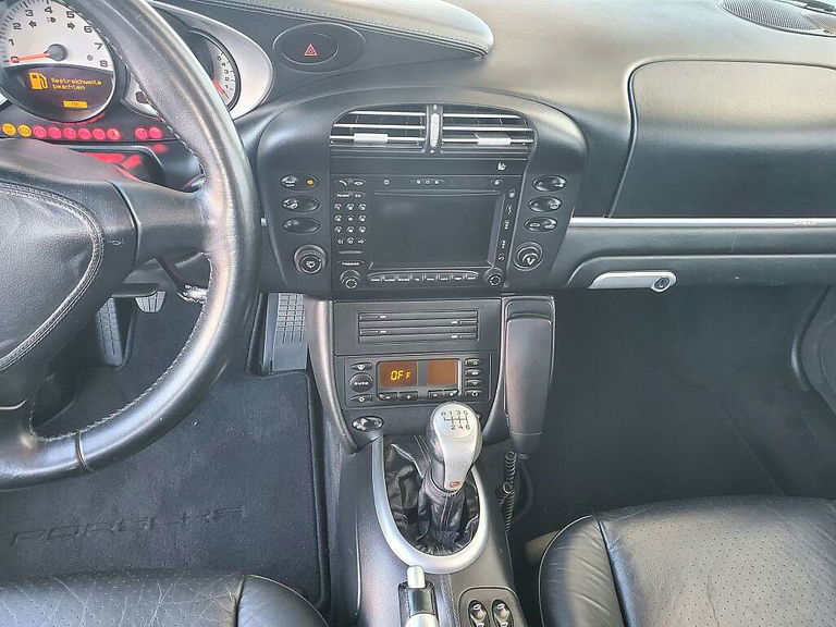 Porsche 996 Carrera 4S