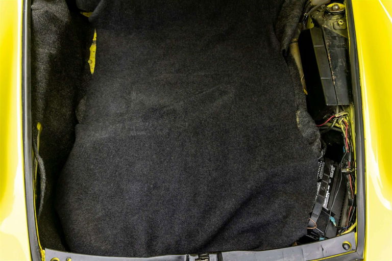 Porsche 911 Carrera (US)