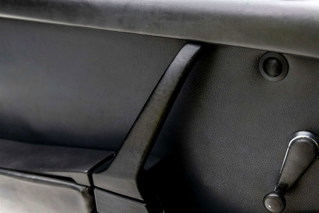 Porsche 911 Carrera (US)