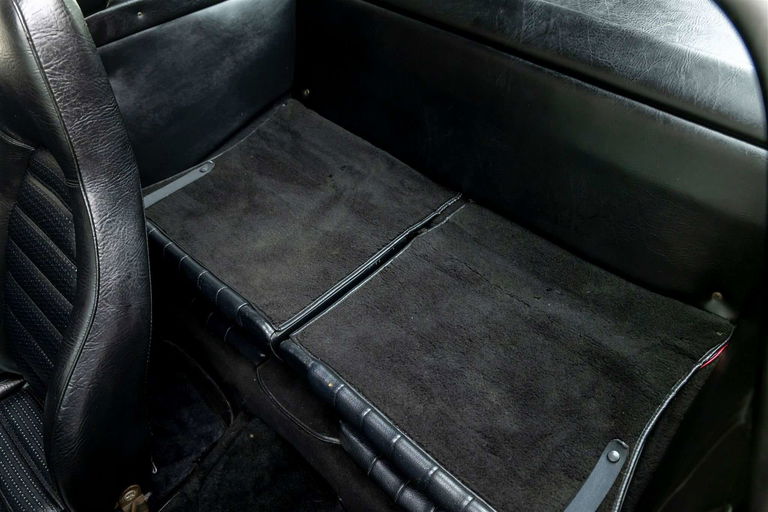 Porsche 911 Carrera (US)